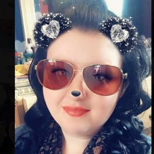 Meet your Posher, Dakota